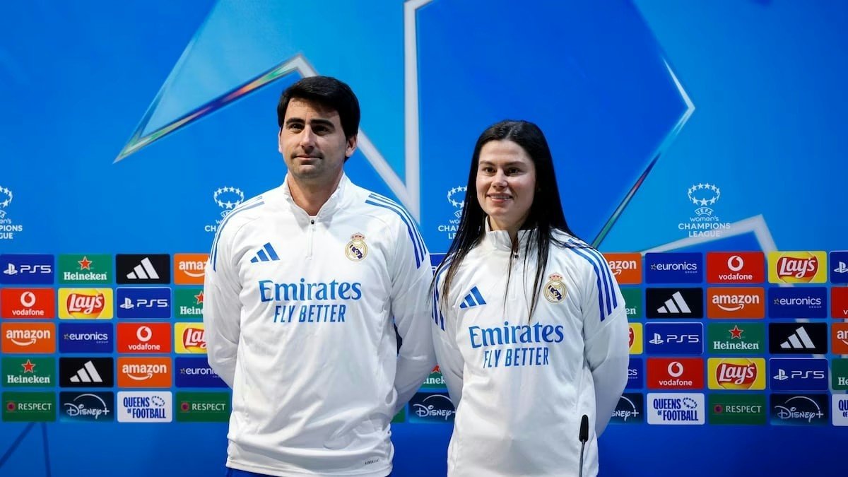 Pau Quesada y María Méndez en la previa del Clásico de la Champions femenina.
