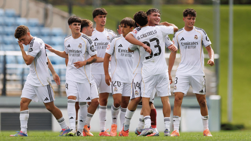 El Castilla reaccionó en el tramo final